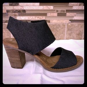Brand new Toms Majorca cut out sandals
